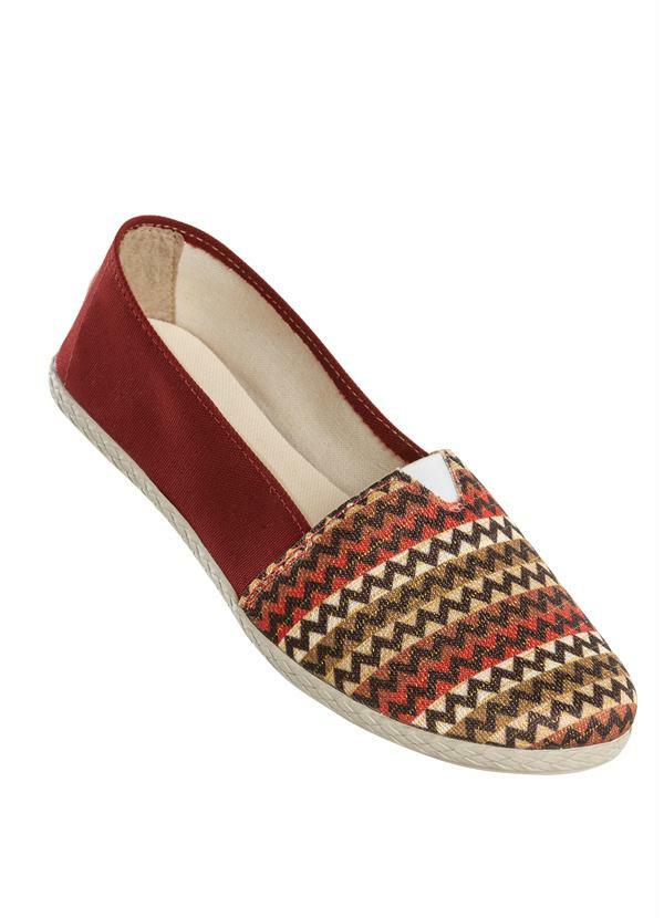 Imagem do SAPATILHA COM DETALHE DE ESTAMPA BOHO BORDÔ SAPATILHA COM DETALHE DE ESTAMPA BOHO BORDÔ