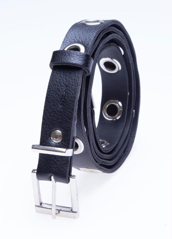 Cinto (Preto) com Ilhoses Prateados e Fivela Cinto (Preto) com Ilhoses Prateados e Fivela