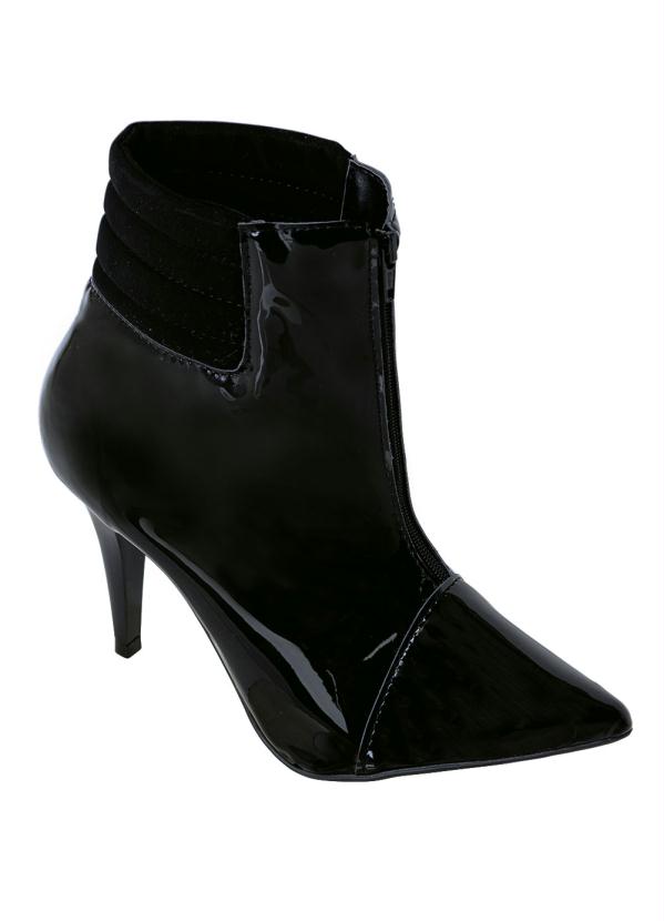 Bota Modelo Bico Fino (Preta) em Verniz Bota Modelo Bico Fino (Preta) em Verniz