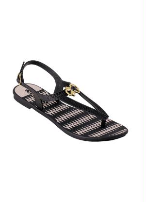 Rasteirinha (Preta) com Pe�a Decorativa