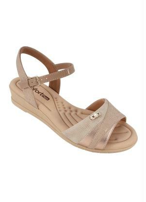 Sandália Comfortflex (Nude) com Dourado Sandália Comfortflex (Nude) com Dourado