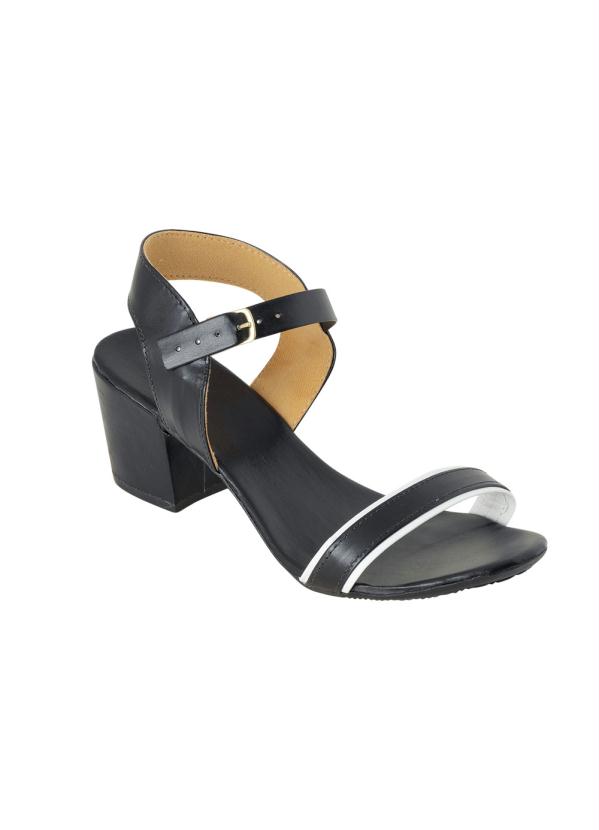Sand�lia (Preta) em Material Sint�tico