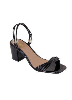 Sandália (Preto) em Verniz Sandália (Preto) em Verniz