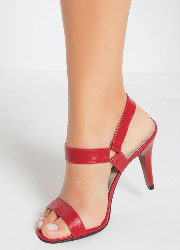 sandália vermelha salto médio