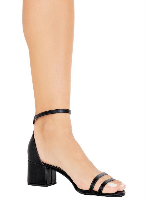 Sandália Vizzano Preta com Cabedal em Tiras - Multimarcas