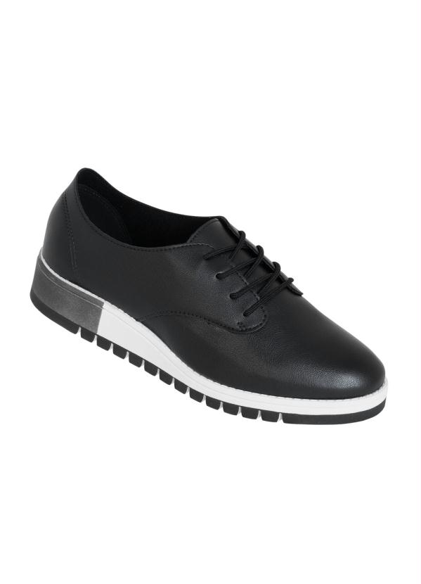 Sapato Beira Rio (Preta) com Solado Tratorado Sapato Beira Rio (Preta) com Solado Tratorado