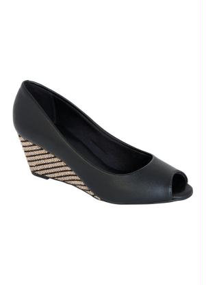 Sapato (Preto) Beira Rio com Salto Anabela Sapato (Preto) Beira Rio com Salto Anabela