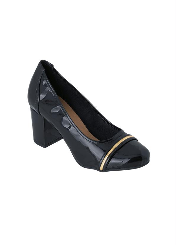 Sapato (Preto) em Verniz com Detalhe Dourado