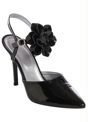 Scarpin Envernizado (Preto) com Detalhe
