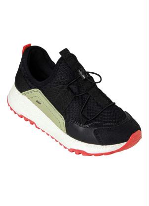 T�nis Dakota (Preta) em Tecido com Sint�tico