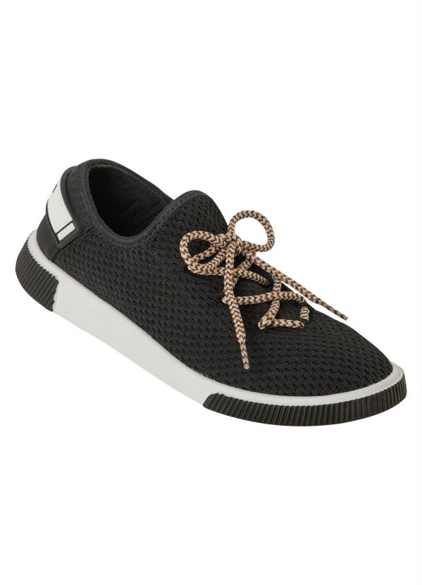 Tênis Moleca (Preto) em Tecido Tênis Moleca (Preto) em Tecido