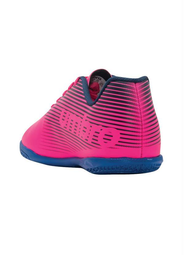 chuteira umbro futsal rosa