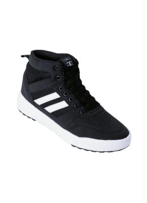 T�nis (Preto) em Sint�tico