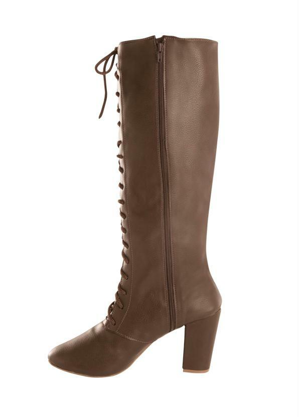bota longa marrom