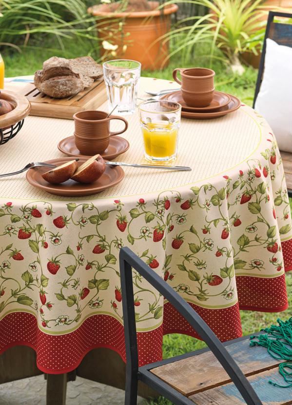 Toalha de Mesa Quadrada (Bege) (1 Pe�a)