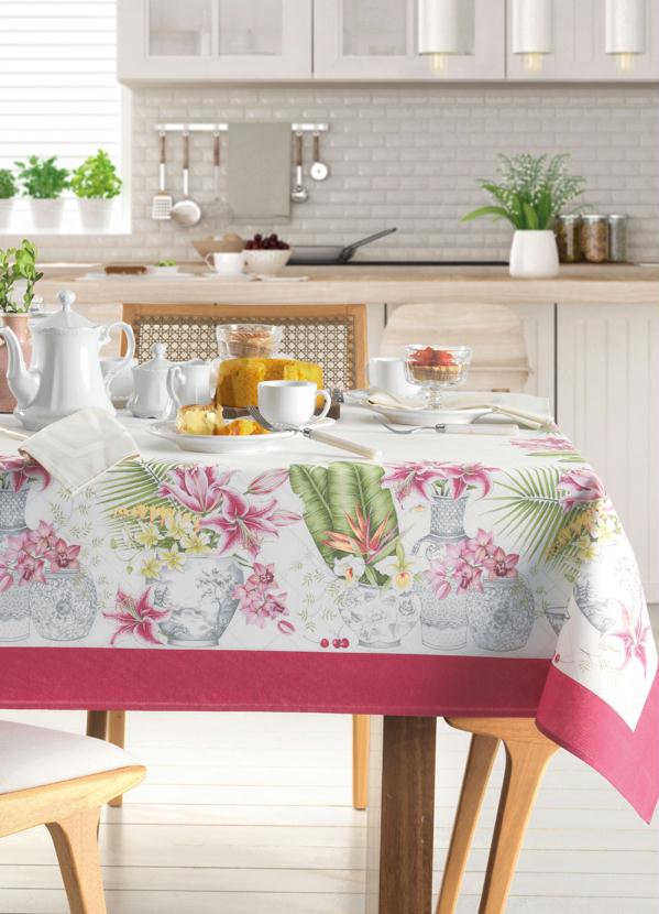 Toalha de Mesa Quadrada Floral (Rosa) (1 Peça) Toalha de Mesa Quadrada Floral (Rosa) (1 Peça)