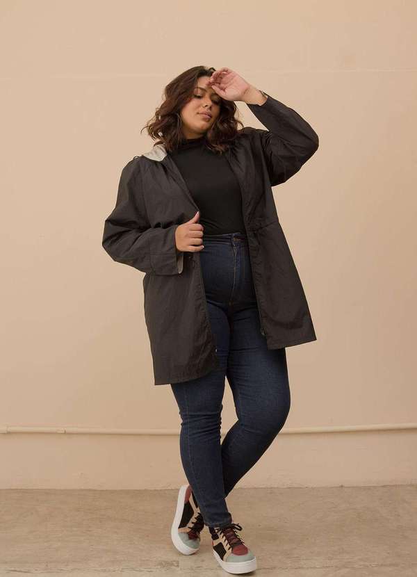 parka corta vento plus size