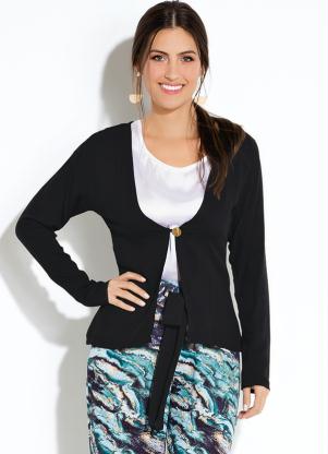 Casaquinho (Preto) com Botão na Frente Casaquinho (Preto) com Botão na Frente