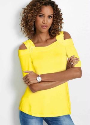 Blusa Al�as com Renda e Ombros de Fora (Amarela)