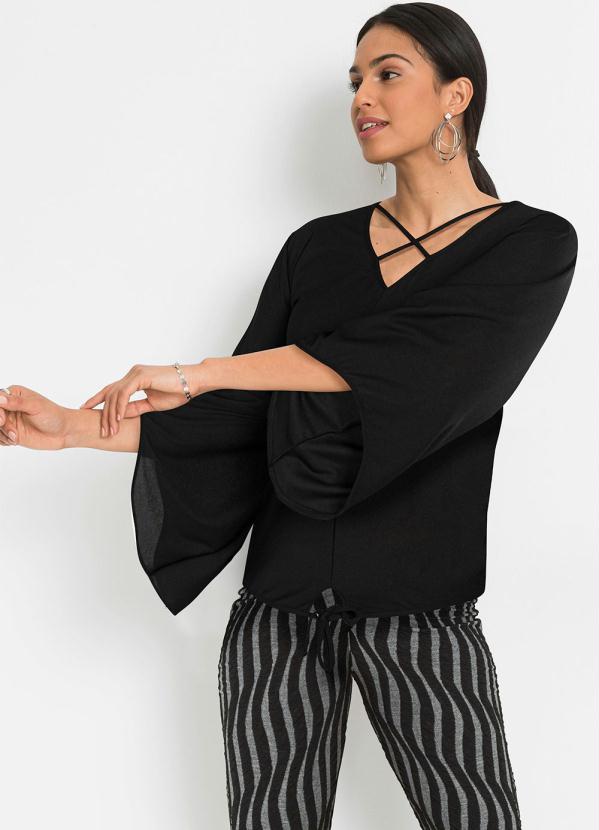 Blusa Ampla Decote V (Preta)