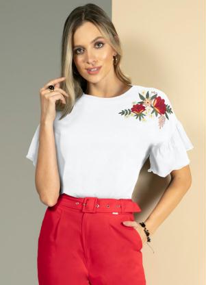 Blusa (Branca) com Bordados em Floral e Mangas 3/4 Blusa (Branca) com Bordados em Floral e Mangas 3/4