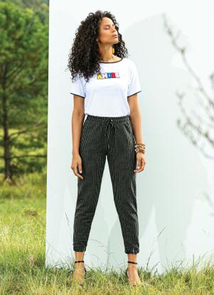 Blusa (Branca) com Mangas Curtas