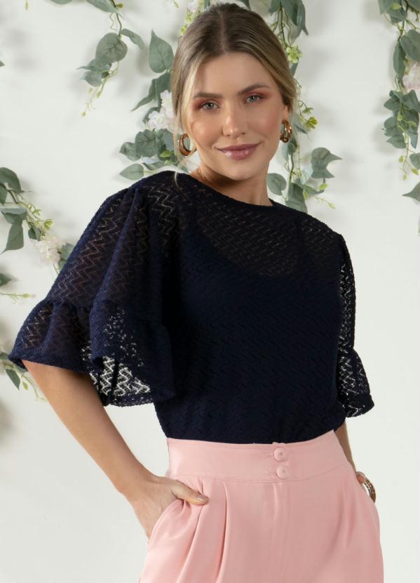 Blusa (Marinho) em Renda com Mangas Amplas
