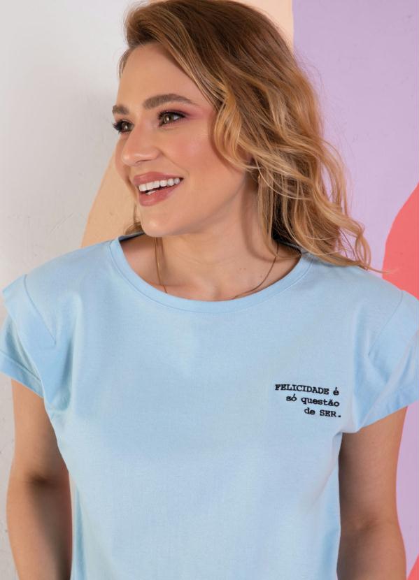 Blusa (Azul) com Bordado e Detalhes nos Ombros