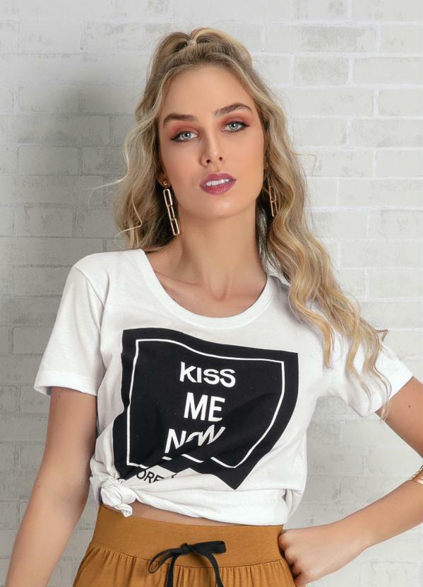 Blusa (Branca) Acinturada com Estampa na Frente Blusa (Branca) Acinturada com Estampa na Frente