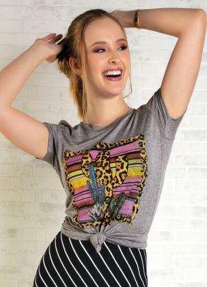 Blusa (Mescla) com Mangas Curtas e Estampa Frontal