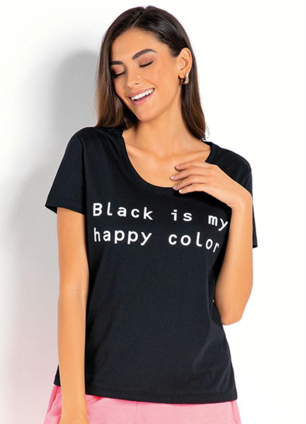 Blusa (Preta) com Estampa Frontal Localizada Blusa (Preta) com Estampa Frontal Localizada