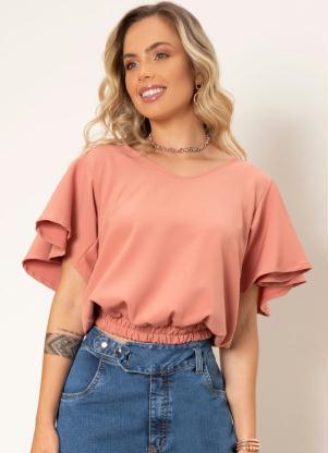 Blusa (Rosa) com Mangas Evasê e Blusê na Barra Blusa (Rosa) com Mangas Evasê e Blusê na Barra