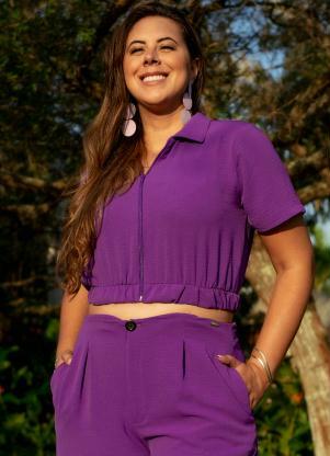 Blusa (Roxa) com Gola e Z�per Frente