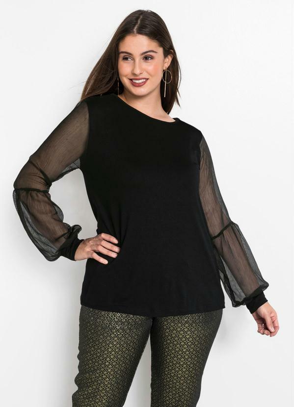 blusa preta com transparência