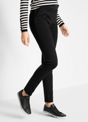 Calça com Bolso (Preta) Calça com Bolso (Preta)