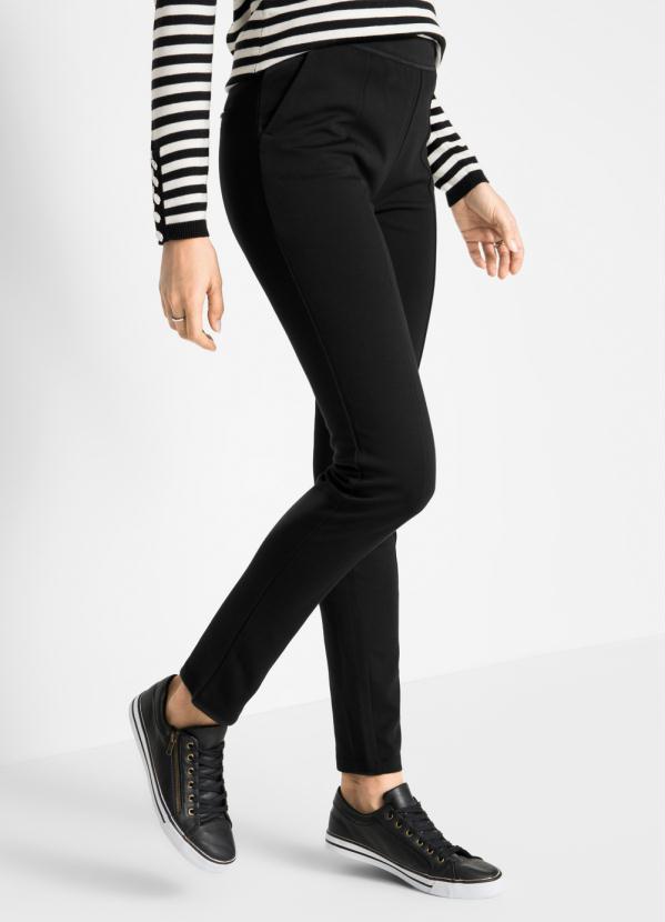 Calça com Bolso (Preta) Calça com Bolso (Preta)