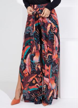 Calça com Sobreposição (Tropical Preto) Calça com Sobreposição (Tropical Preto)