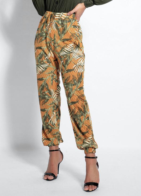 Cal�a Jogger (Folhas Caramelo) com Bolsos