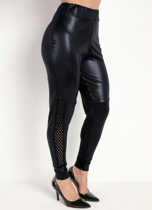 Calça Jogger (Preta) com Recortes Calça Jogger (Preta) com Recortes