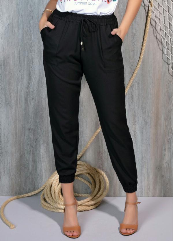 Cal�a Jogger (Preta) com Bolsos Funcionais