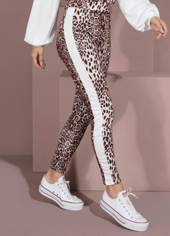 Cal�a (On�a e Off White) com Recorte Lateral