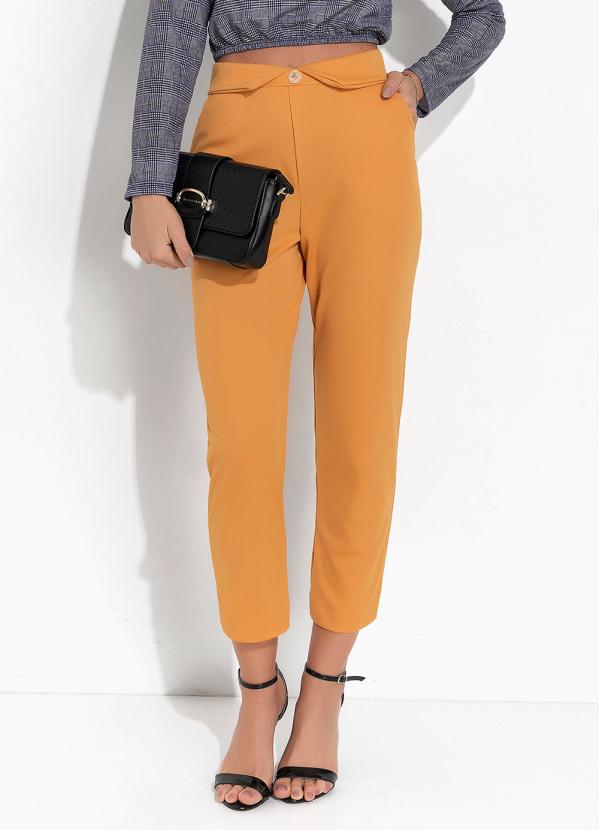 Cal�a (Mostarda) com Sobreposi��o no C�s