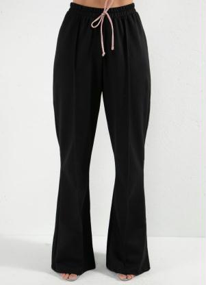 Calça Flare em Moletinho (Preta) Calça Flare em Moletinho (Preta)