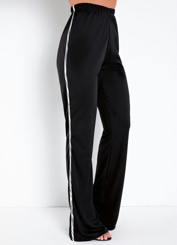 Calça Flare (Preta) com Detalhe nas Laterais Calça Flare (Preta) com Detalhe nas Laterais