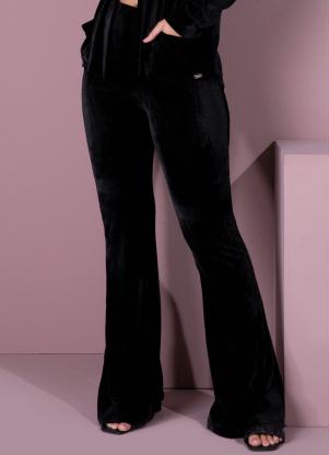 Cal�a (Preta) Flare em Veludo