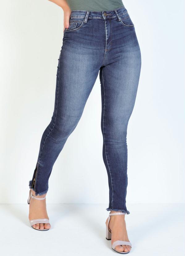 Cal�a (Jeans) Cigarrete com Fendas e Z�per Sawary