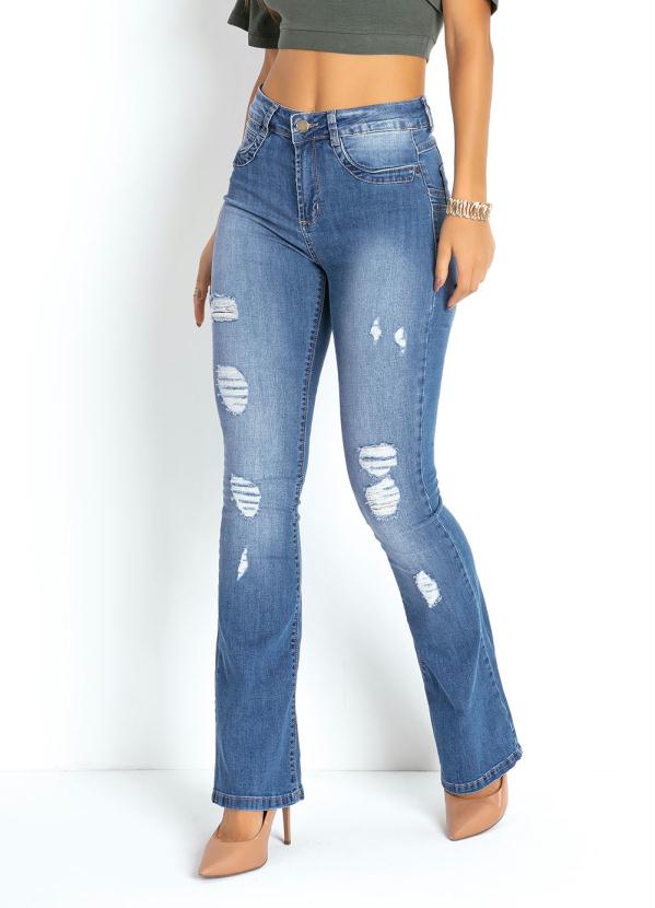 Cal�a (Jeans Clara) Flare com Destroyed Sawary