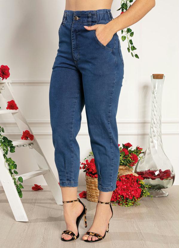 Cal�a (Jeans) Clochard com Pregas e Bolsos Sawary