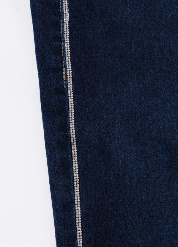 calça jeans com faixa lateral