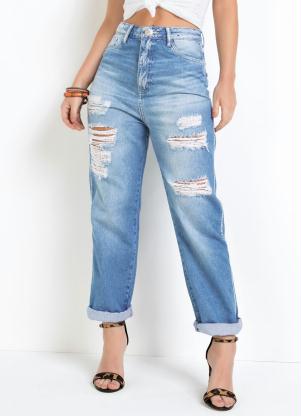 calça jeans larga rasgada feminina
